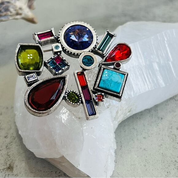 Patricia Locke 2012 Synthesis Crystal Brooch - Picture 12 of 16